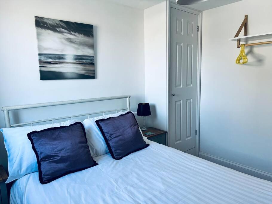 100 Steps To Broadstairs Beach - 2 Bedroom 3 Beds Bagian luar foto