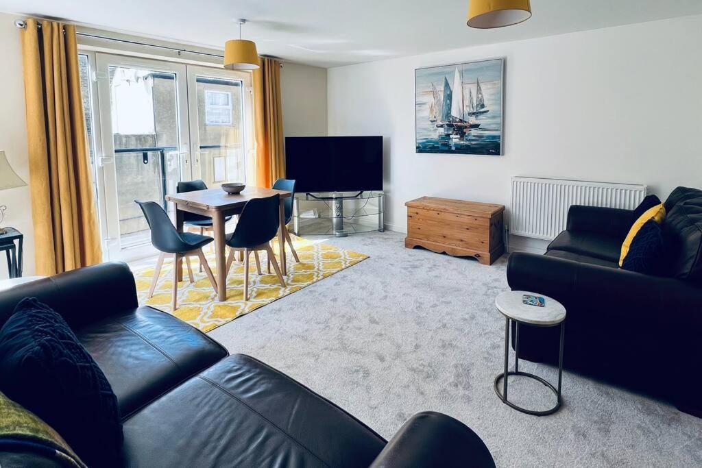 100 Steps To Broadstairs Beach - 2 Bedroom 3 Beds Bagian luar foto