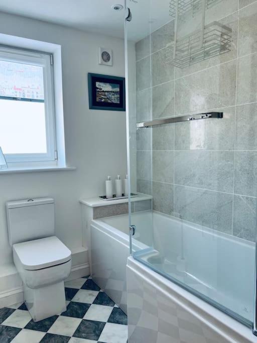 100 Steps To Broadstairs Beach - 2 Bedroom 3 Beds Bagian luar foto